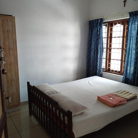 Greenview Homestay Kochi Esterno foto
